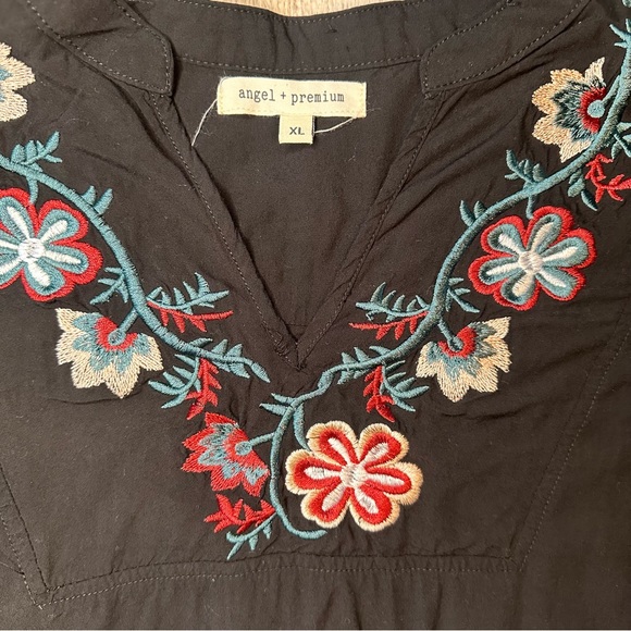 Angel + Premium Embroidered Pullover Black Tunic - Picture 2 of 5